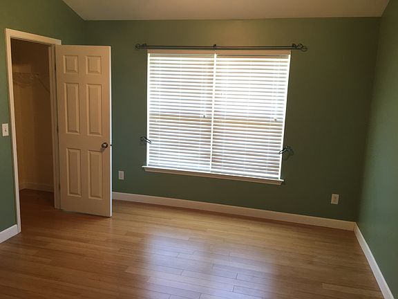 3rd image of 1811 Lincoya Bay Dr