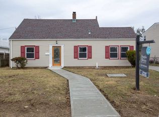 50 Ridge Ln, Levittown, NY 11756