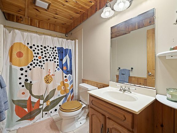 24th image of this home