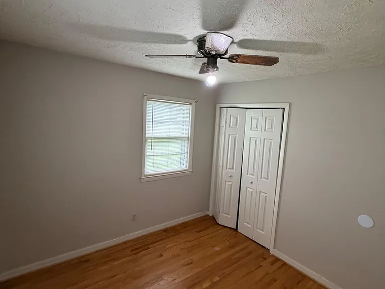 159 Vance Dr — Photo 8