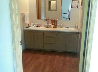 10429 NE 116th St, Kirkland, WA 98034