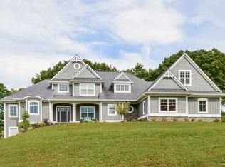 5701 Treebrook Dr NE, Ada, MI 49301