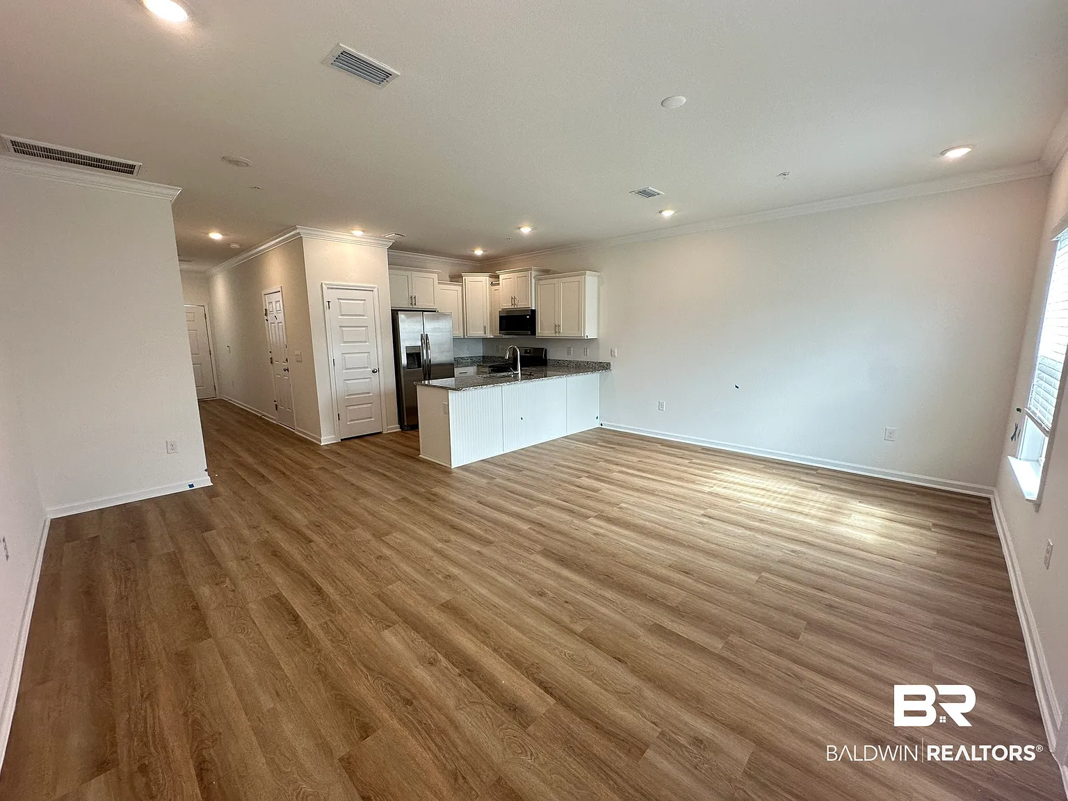 3 bed, 2.5 bath, 1437 sqft, $2,250 — Photo 4