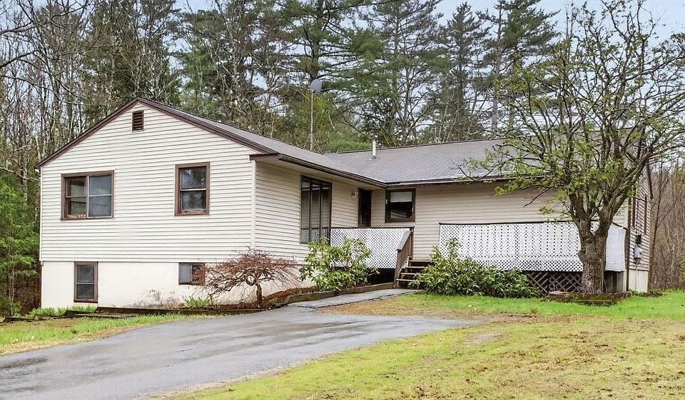 1st image of 414 Fremont Rd