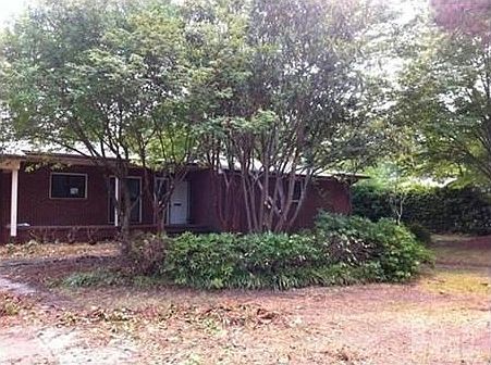 2nd image of 1109 E Forest Hills Dr