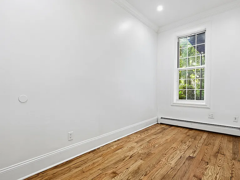 964 Madison St #1 — Photo 14
