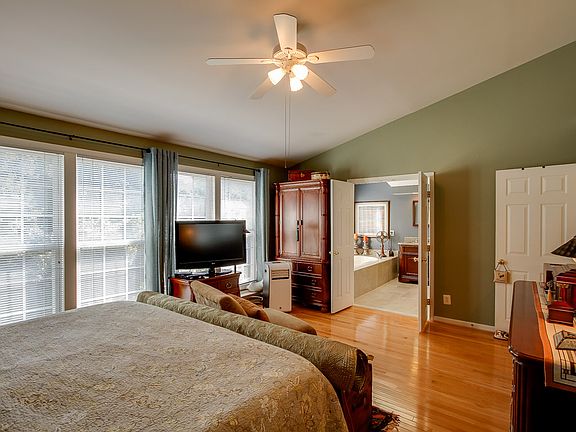 4th image of 6136 Manchester Park Cir