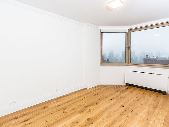 5th image of 201 E 86th St APT 24F