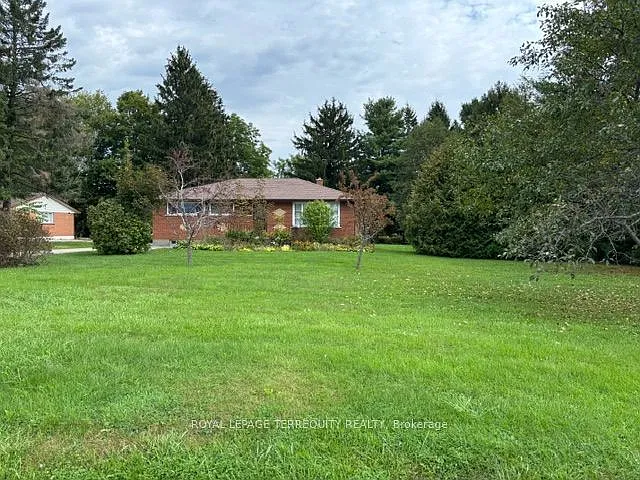 4 bed, $2,500 — Photo 1