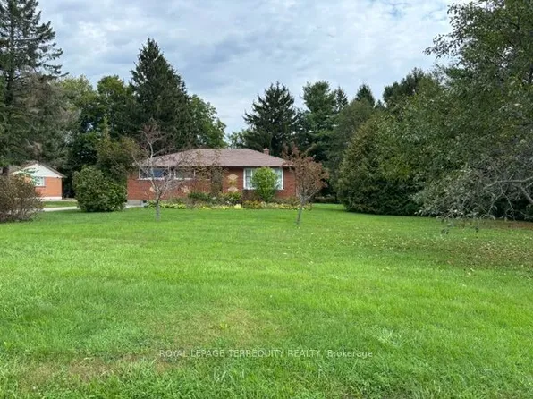7421 Cochrane St, Whitby, ON L1M 1R1
