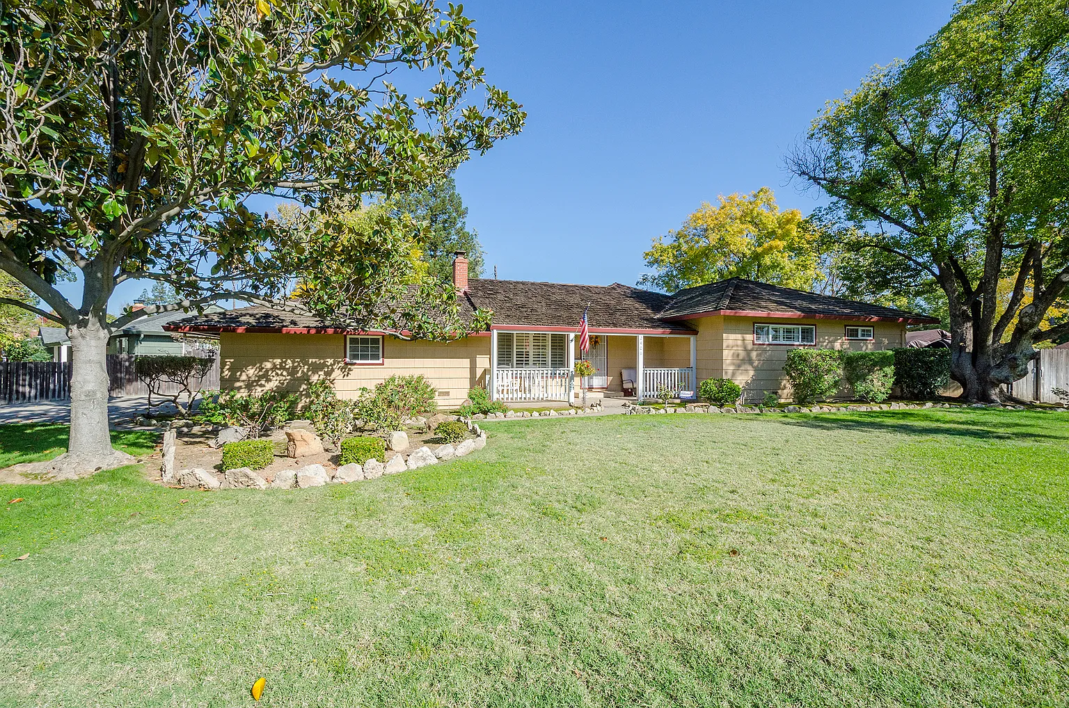 2401 Saint Francis Dr photo 1