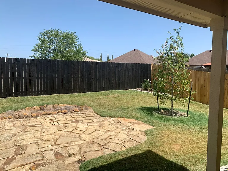1337 Lauren St — Photo 38