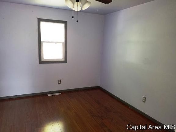 5th image of 244 Silver St