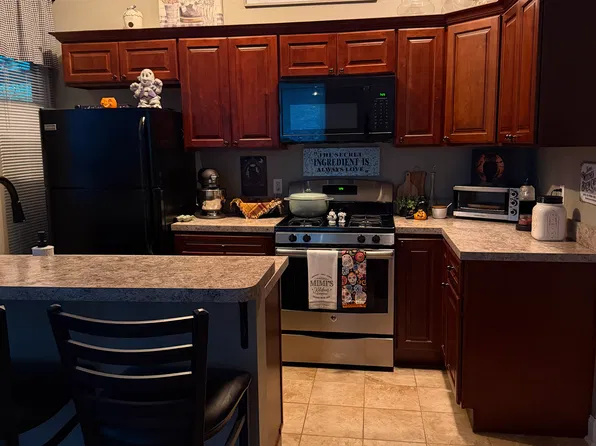 2278 Traylor Ave APT 2, Bensalem, PA 19020