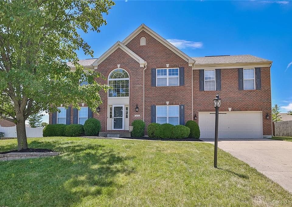 1st image of 2474 Hillsdale Dr
