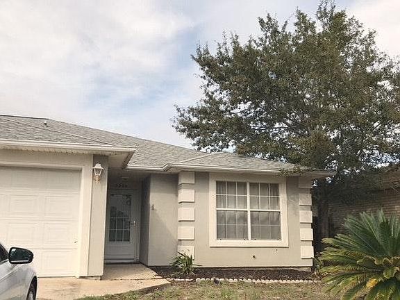 Gulf Breeze Duplex