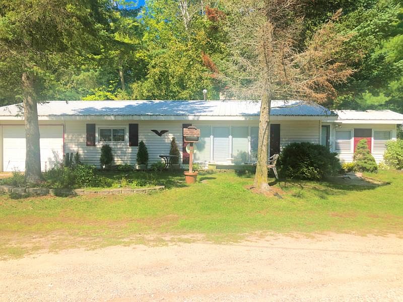 1st image of 10878 River Dr