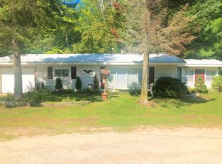 10878 River Dr, Atlanta, MI