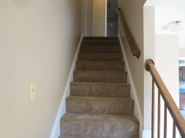 5 Pine St #B — Photo 14