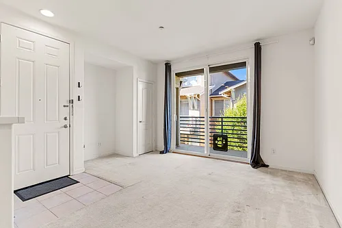 1589 Chandler St #117 Photo 1