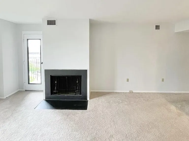 1600 Prince St #605 — Photo 11