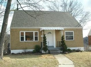 2 W Ridge Pl, Newport, KY 41071