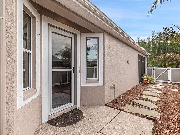 4th image of 8328 Ponkan Rd
