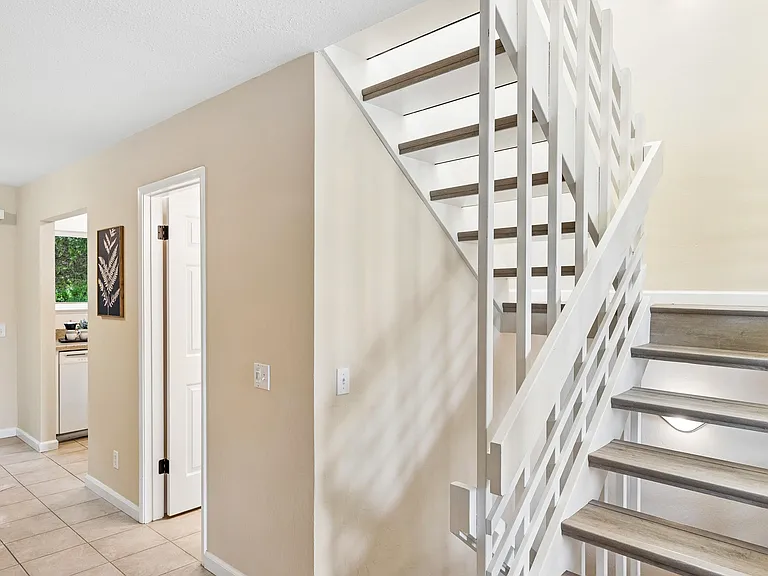 4024 Farm Hill Blvd #8 — Photo 11