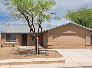 8773 E Squaw Peak Dr, Tucson, AZ 85730