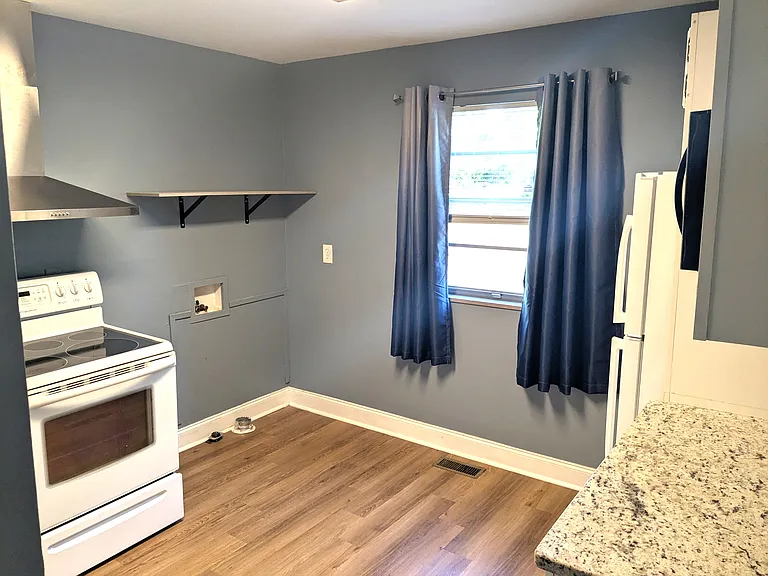 2815 Pruden Dr NE #2815 — Photo 12