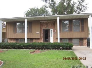 844 Saint Bartholomew Dr, Cahokia, IL 62206
