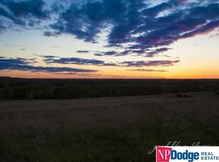 10590 Prairie Ridge Dr, Louisville, NE 68037