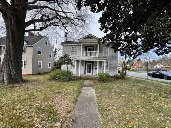 107 N High St, Franklin, VA 23851