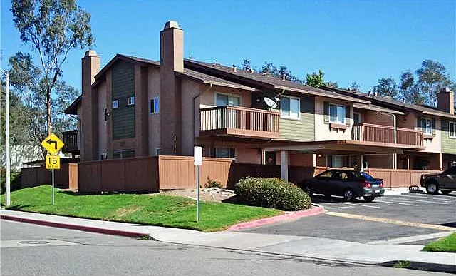 217 Westlake Dr #2