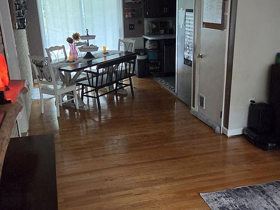 4th image of 100 Long Ridge Dr