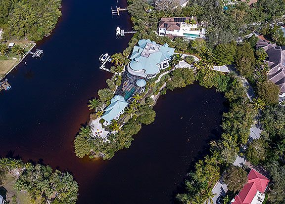 3rd image of 27450 Harbor Cove Ct