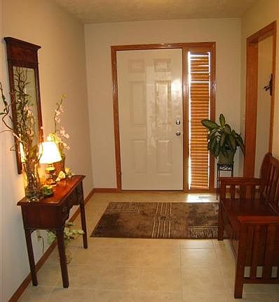 2nd image of 10526 Brentwood Dr
