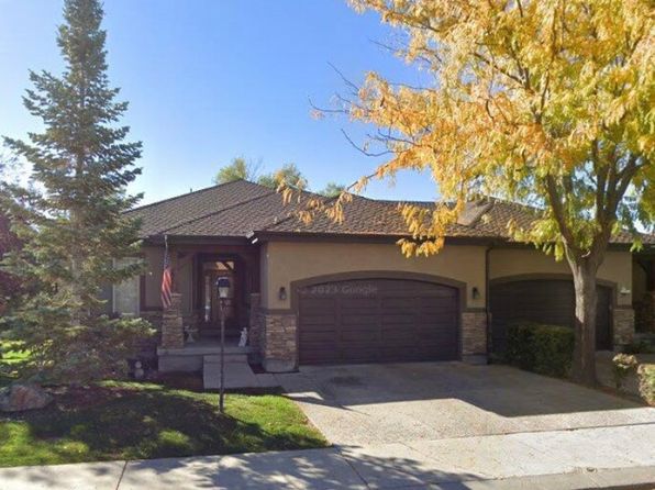 2001 W Golden Pond Way S