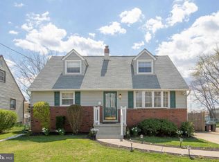 781 Devenney Dr, Bellmawr, NJ 08031