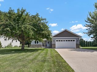 1102 N Garden St, Lake City, MN 55041