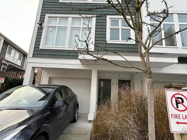 24108 104th Ave #29, Maple Ridge, BC V2W 0J5