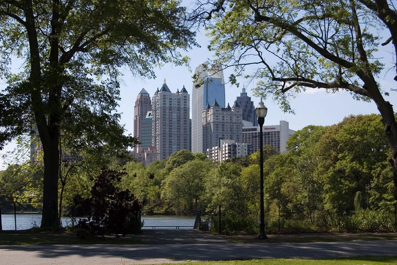 1 bed, 805 sqft, $2,195 — Photo 3