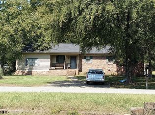 1 Winthrop Rd, Morrilton, AR 72110