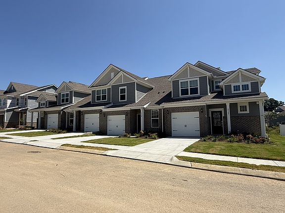 2nd image of 1746 Manuka Ln