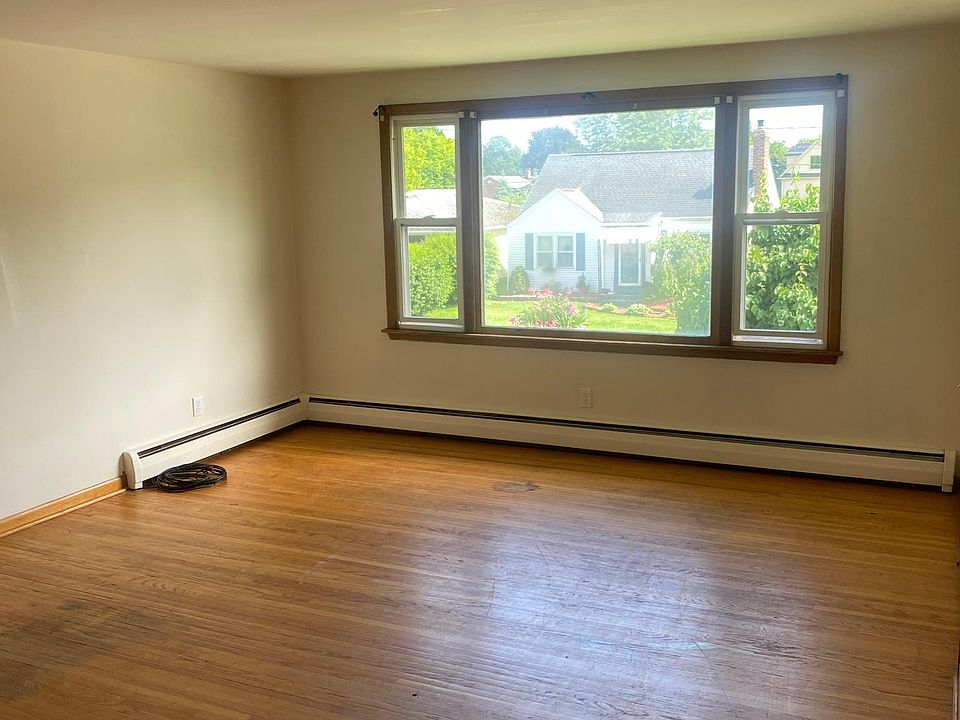 1st image of 86 Argyle Ave