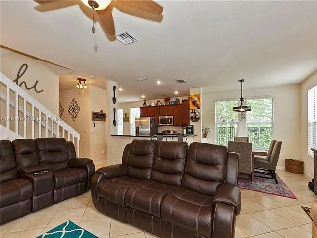 4514 Monarch Way — Photo 4