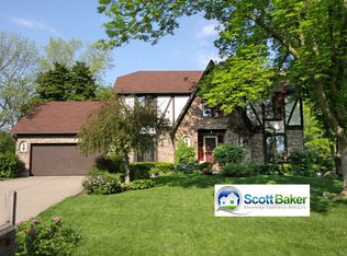 8231 Quaker Ridge Ct, West Chester, OH 45069