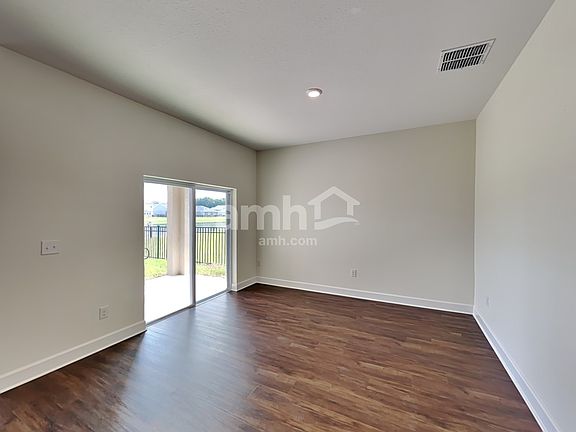 4th image of 33893 Thyme Dr