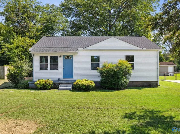 1824 Oakwood Ave NE, Huntsville, AL 35811