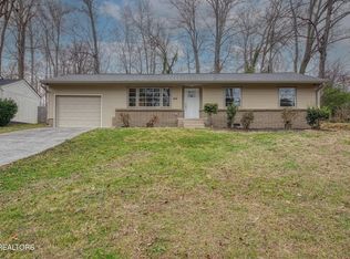 315 Hermitage Dr, Knoxville, TN 37920